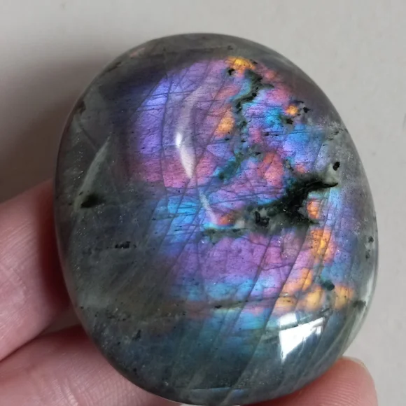 Magical Sunset Flash Labradorite Palmstone!!!!! - Picture 11 of 12